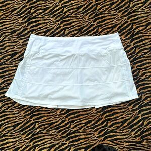 Lululemon White Pace Rival Mid-Rise Skort-Size 8